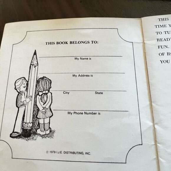 The Story of Robin Hood Meets Little John Kid Stuff Record 45 rpm and Book RARE! - Picture 5 of 8